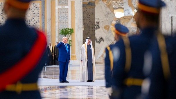 رئيس الدولة: أجريت في أبوظبي مباحثات مثمرة مع فخامة الرئيس دونالد ترامب
