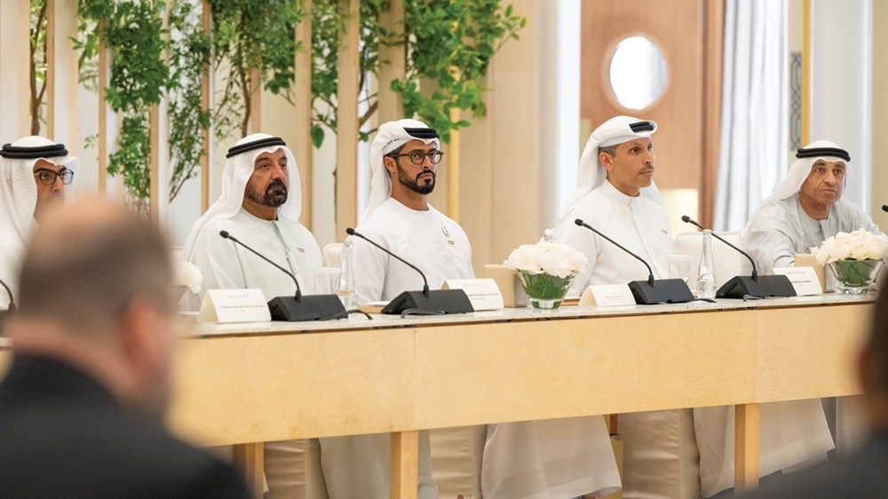 ولي عهد أبوظبي والرئيس الأميركي يشهدان حوار الأعمال الإماراتي الأميركي