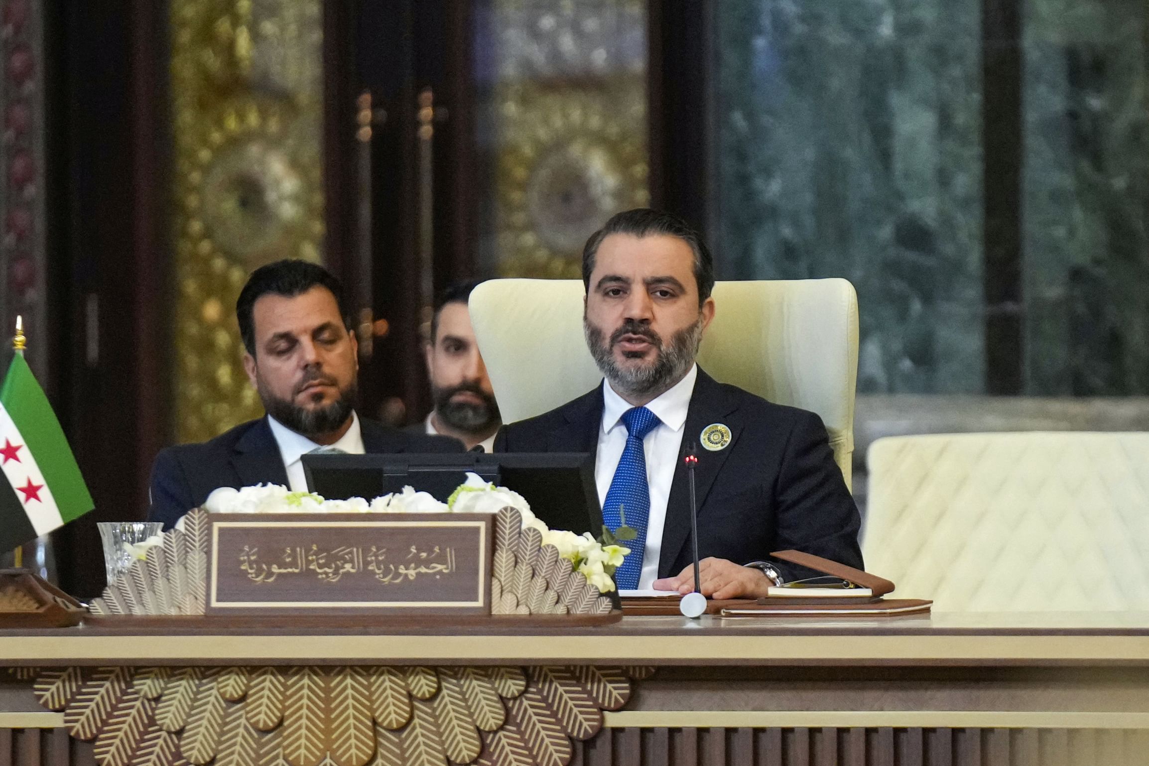الامارات | خلال قمة بغداد.. وزير الخارجية السوري يشكر الإمارات على وقوفها إلى جانب الشعب السوري