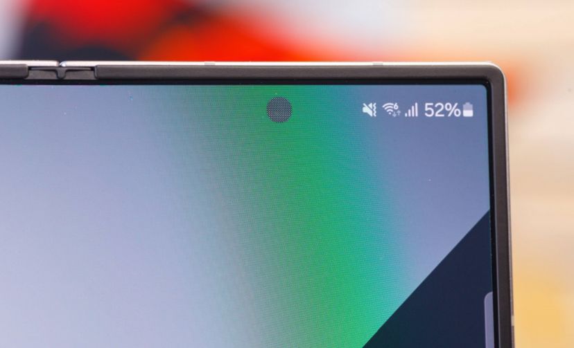 تكنولوجيا: iPhone Fold يبدأ اختباره بكاميرا مخفية تحت الشاشة