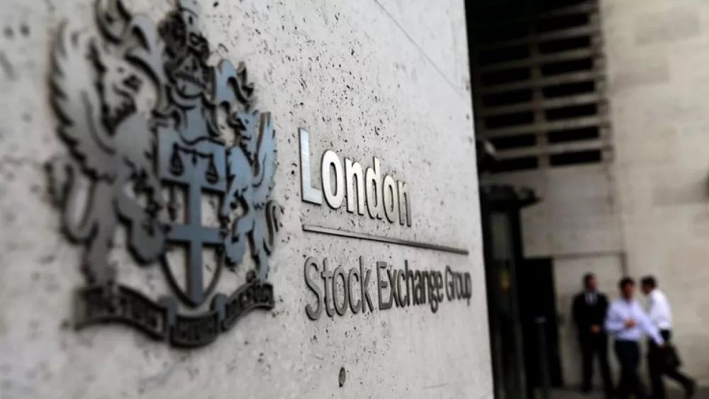 سعر الجنيه الإسترليني مقابل الدولار الأمريكي واليورو