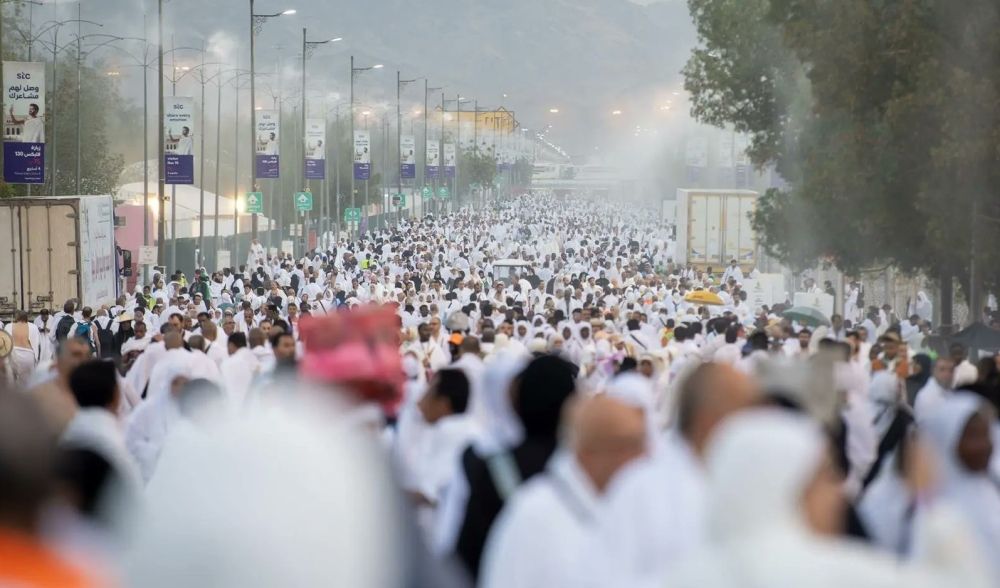 حقيبة صحية ومظلات واقية.. استعدادات ”الصحة“ لحج 1446 هـ 