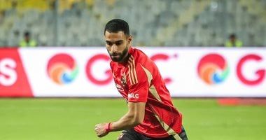 أفشة والسولية يشاركان بدلا من أكرم وبن شرقى فى مباراة الأهلى والبنك