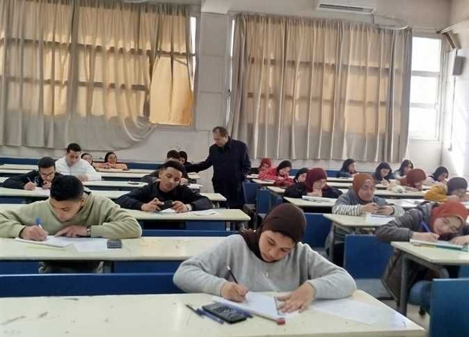 انتظام امتحانات الفصل الدراسي الثاني بكليات ومعاهد جامعة الإسكندرية
