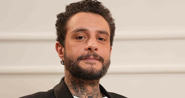 “اخرس يا اللي مبتفهمش”.. الفيشاوي يثير الجدل مجددًا