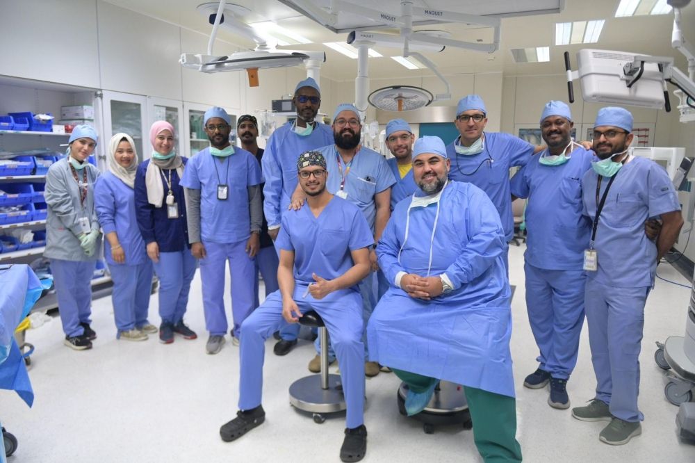 "الملك عبدالله" الطبية تُجري أول عملية روبوتية في جراحة الصدر