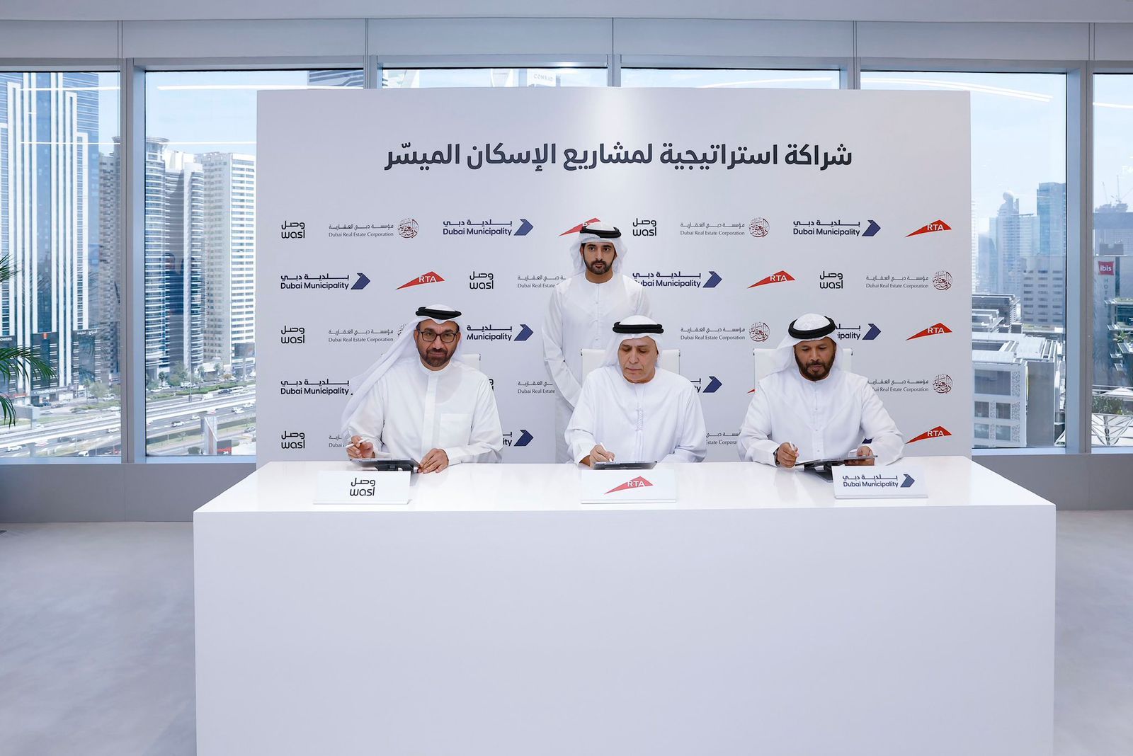 الامارات | حمدان بن محمد: هدفنا توفير حلول إسكانية متكاملة ومريحة للكفاءات العاملة في دبي