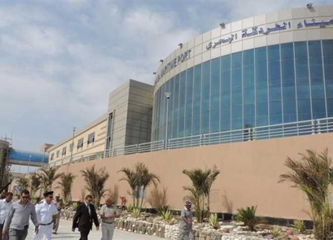 لليوم الثالث.. استمرار إغلاق ميناء الغردقة البحري لسوء الأحوال الجوية