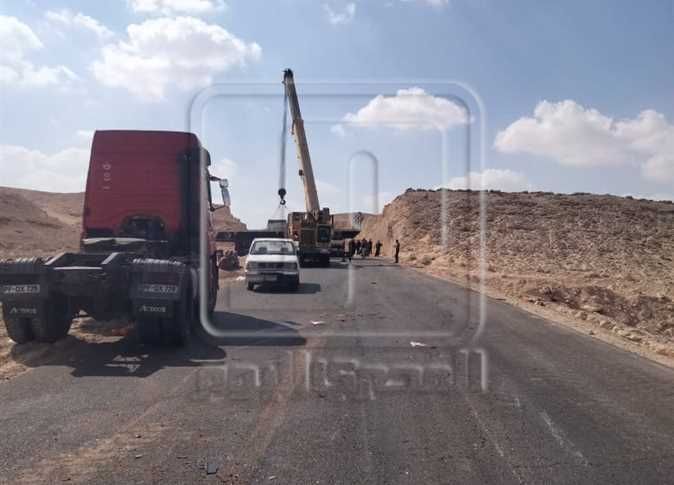 اختلال عجلة القيادة.. مصرع وإصابة 10 أشخاص في 4 حوادث طرق بالمنيا