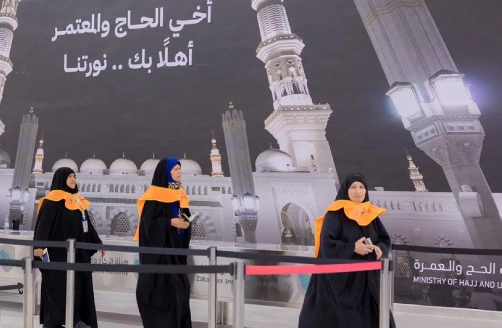 خدمات إرشادية وتوعوية لضيوف الرحمن عبر منفذ جديدة عرعر