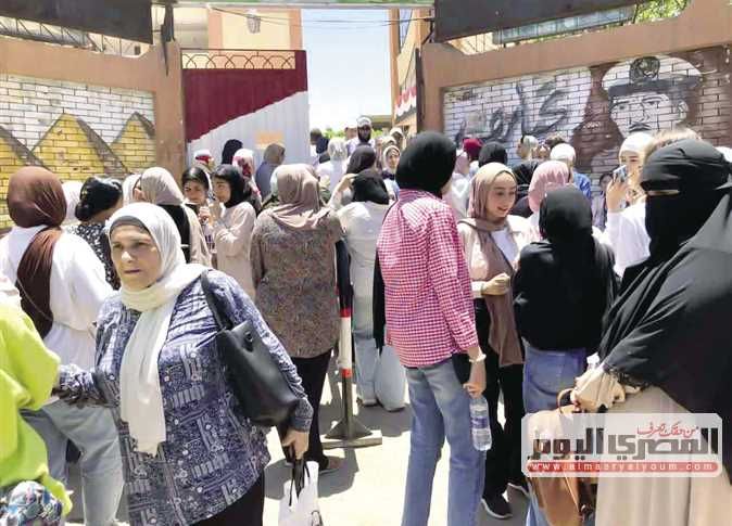 قبل امتحانات الثانوية العامة.. نصائح هامة من خبير تربوي لدعم الطلاب