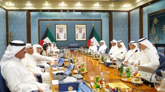 الخليج اليوم .. مجلس الوزراء الكويتي يبحث الشراكة الاستراتيجية مع مايكروسوفت