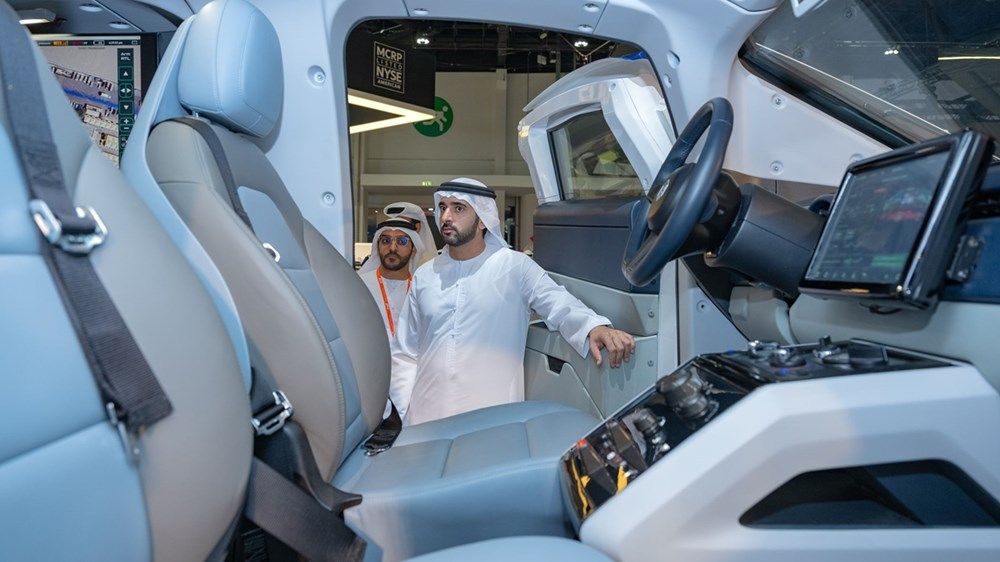 حمدان بن محمد يزور منتدى «اصنع في الإمارات 2025»