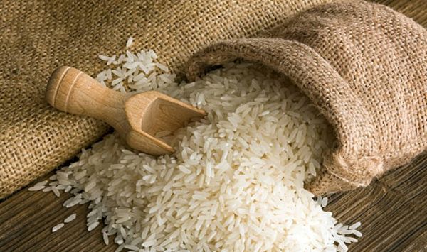استقالة وزير الزراعة الياباني بسبب "هدايا الأرز"