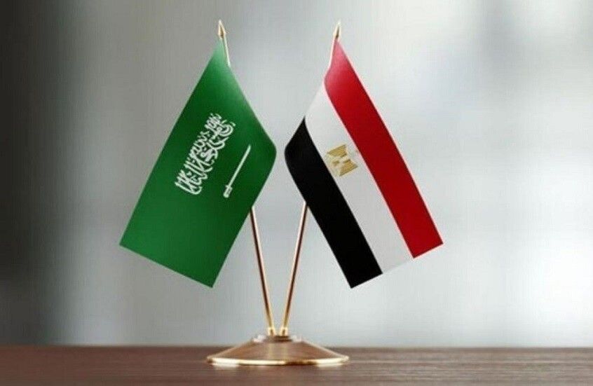 الخليج اليوم .. الحكومة المصرية تفند شائعات توتر العلاقات مع السعودية