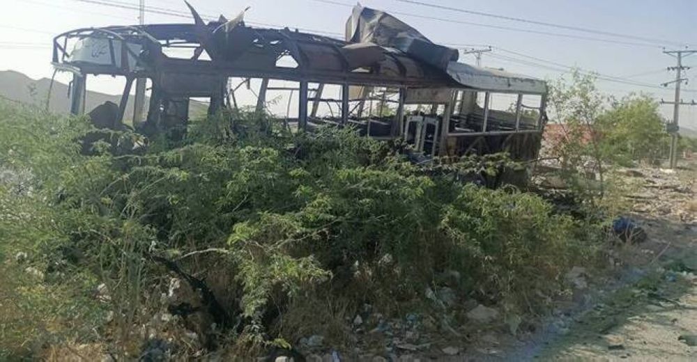 6 قتلى في تفجير حافلة مدرسية بباكستان.. والهند متهمة