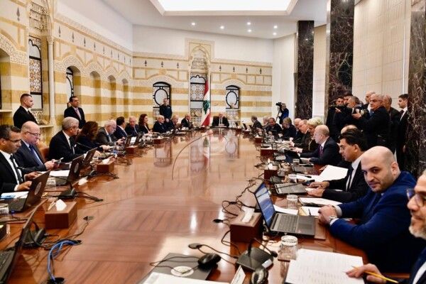 في صحف اليوم: النصائح الدولية والعربية تتوالى للبنان للعبور إلى مرحلة التعافي والحكومة منشغلة بإستكمال التعيينات الادارية