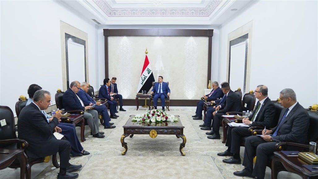رئيس الوزراء يشدد على ضرورة ترجمة توصيات مؤتمرات بغداد للمياه لمواجهة التغيرات المناخية