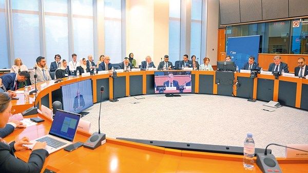 «تريندز» يناقش «مكافحة التطرف حول العالم» في مقر البرلمان الأوروبي