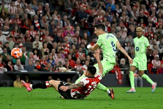 بطولة إسبانيا: برشلونة ينهي الموسم بثنائية لليفاندوفسكي وأتلتيكو برباعية أمام جيرونا