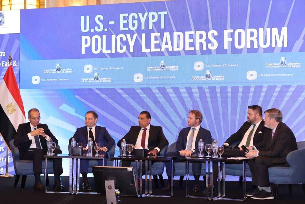 وزير الاتصالات: 180% نمواً فى عدد شركات العاملة بمجال التعهيد.. و80% فى الصادرات