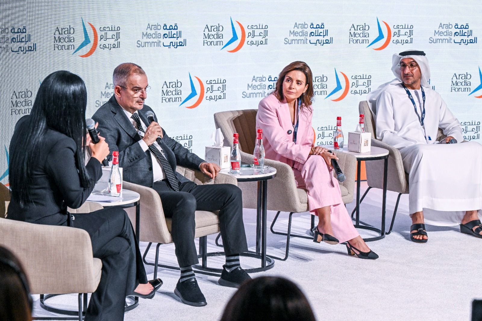 الامارات | رؤساء تنفيذيون: مستقبل الإعلام مرهون بإستمرارية الابتكار والتقنية طريق الاستدامة والتأثير