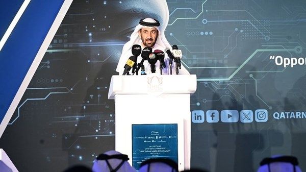 «البرلمان العربي» يطالب باتفاقية دولية ملزمة لضبط استخدامات الذكاء الاصطناعي