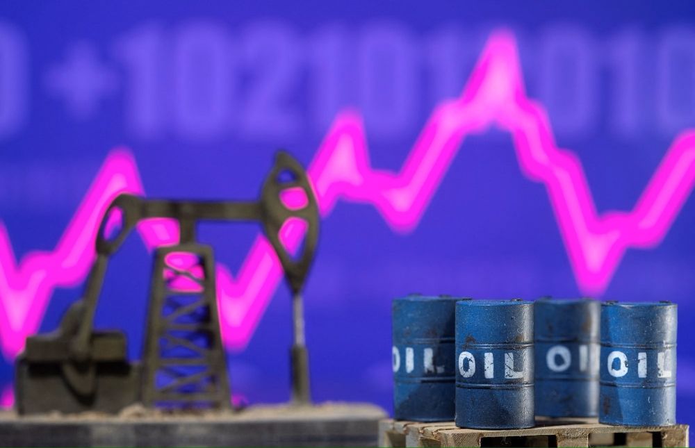 موقف خام برنت.. أسعار النفط تتراجع 1% عند التسوية يوم الأربعاء
