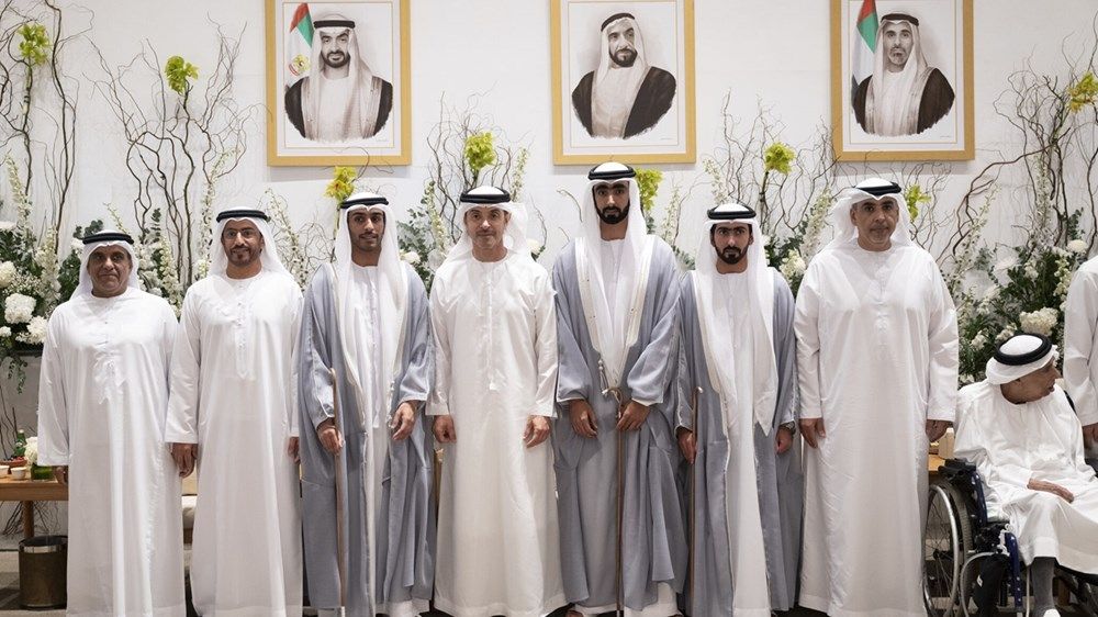 هزاع بن زايد وحامد بن زايد والشيوخ يحضرون أفراح الهاملي والرميثي