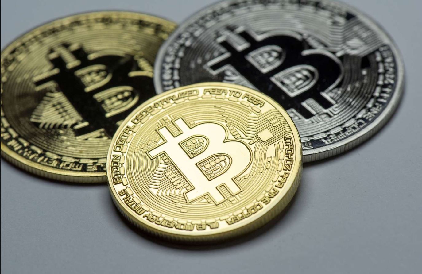 الامارات | مجرم يتبرع بـ«بيتكوين» بقيمة 40 مليون يورو لوزارة العدل التشيكية