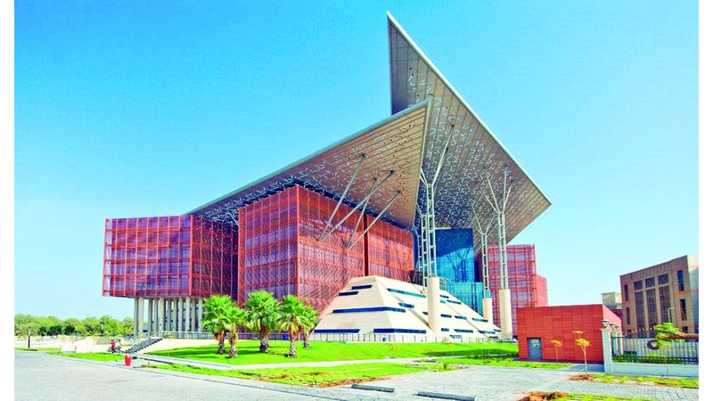 الامارات | إلزام شاب بسداد 26.4 ألف درهم قيمة قرض وفوائده الشهرية