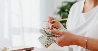طالع الأبراج: مسرف ولا مدبر ولا حذر؟ اعرف علاقتك بالفلوس عاملة إزاي حسب برجك