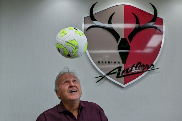 زيكو يصف أنشيلوتي بـ"الرجل المناسب لاعادة أمجاد البرازيل"