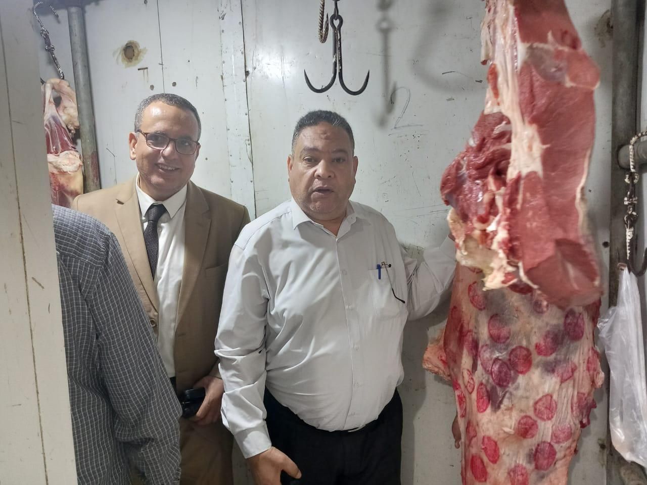 ‎وزير الزراعة يُوجه بإرسال لجان للتفتيش على أسواق اللحوم بإحدى قرى الدقهلية