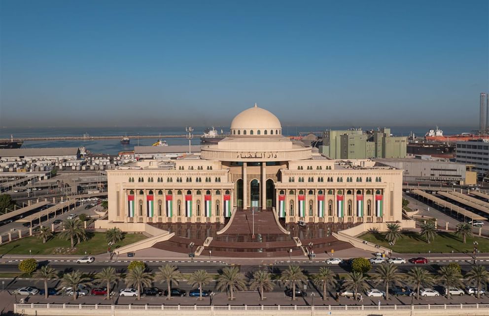 الامارات | الشارقة تبدأ اليوم تطبيق القانون رقم 7 لسنة 2025 بشأن تنظيم السلطة القضائية