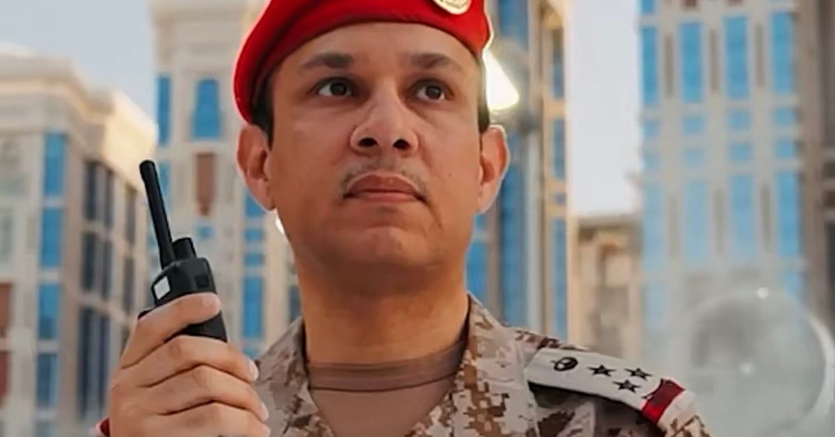 وزارة الدفاع تدفع بلواء من الضباط والأفراد لدعم قوات الأمن الداخلي وتنظيم الحشود في الحرم المكي