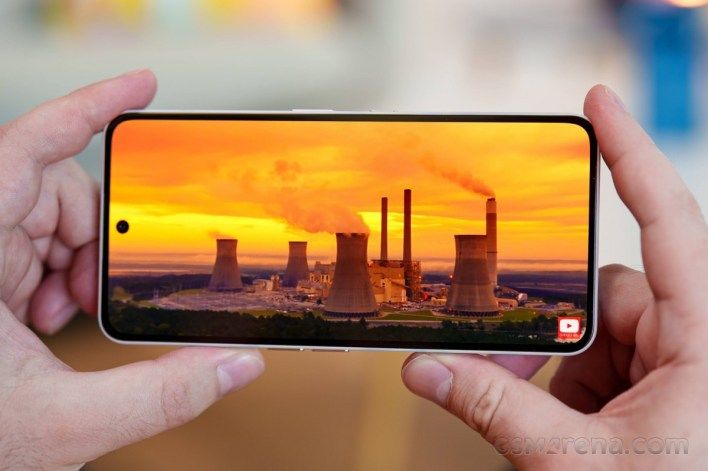 تكنولوجيا: تسريب ألوان وأسعار Nothing Phone (3) و Nothing Headphone (1) قبل الإطلاق الرسمي