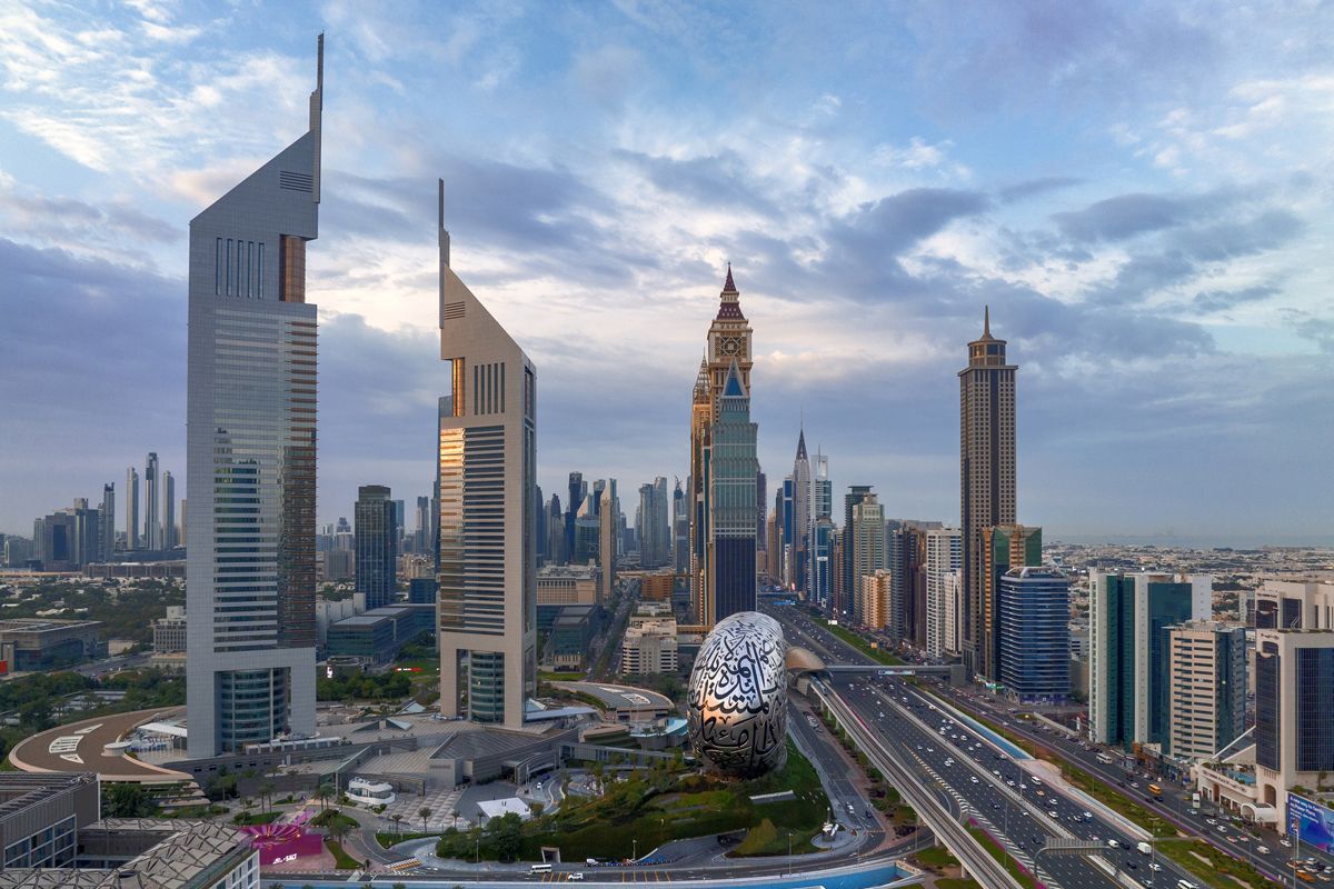 الامارات | طقس العيد..  حار نهاراً معتدل ليلاً مع احتمال سقوط أمطار