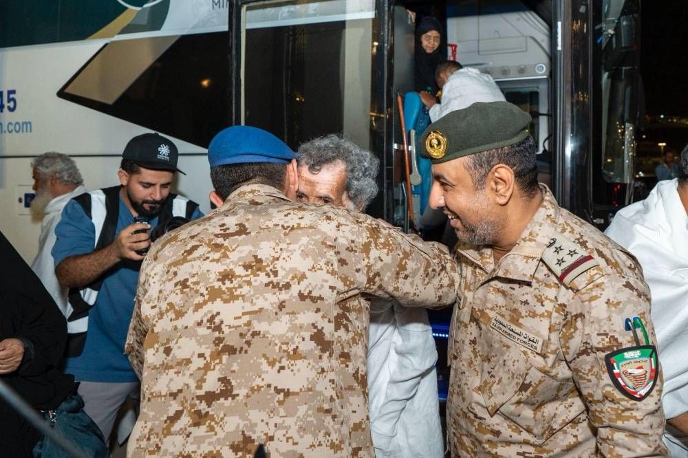 وزارة الدفاع تستضيف ذوي الشهداء والمصابين لأداء فريضة الحج