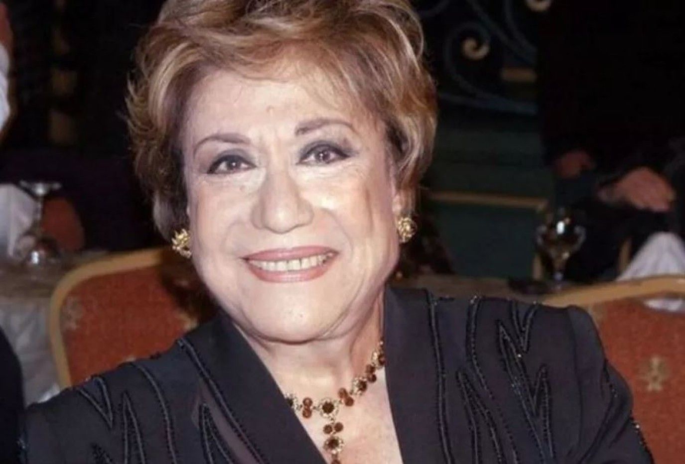 بكاء لميس الحديدي ونادية الجندي على الهواء بعد رحيل سميحة أيوب