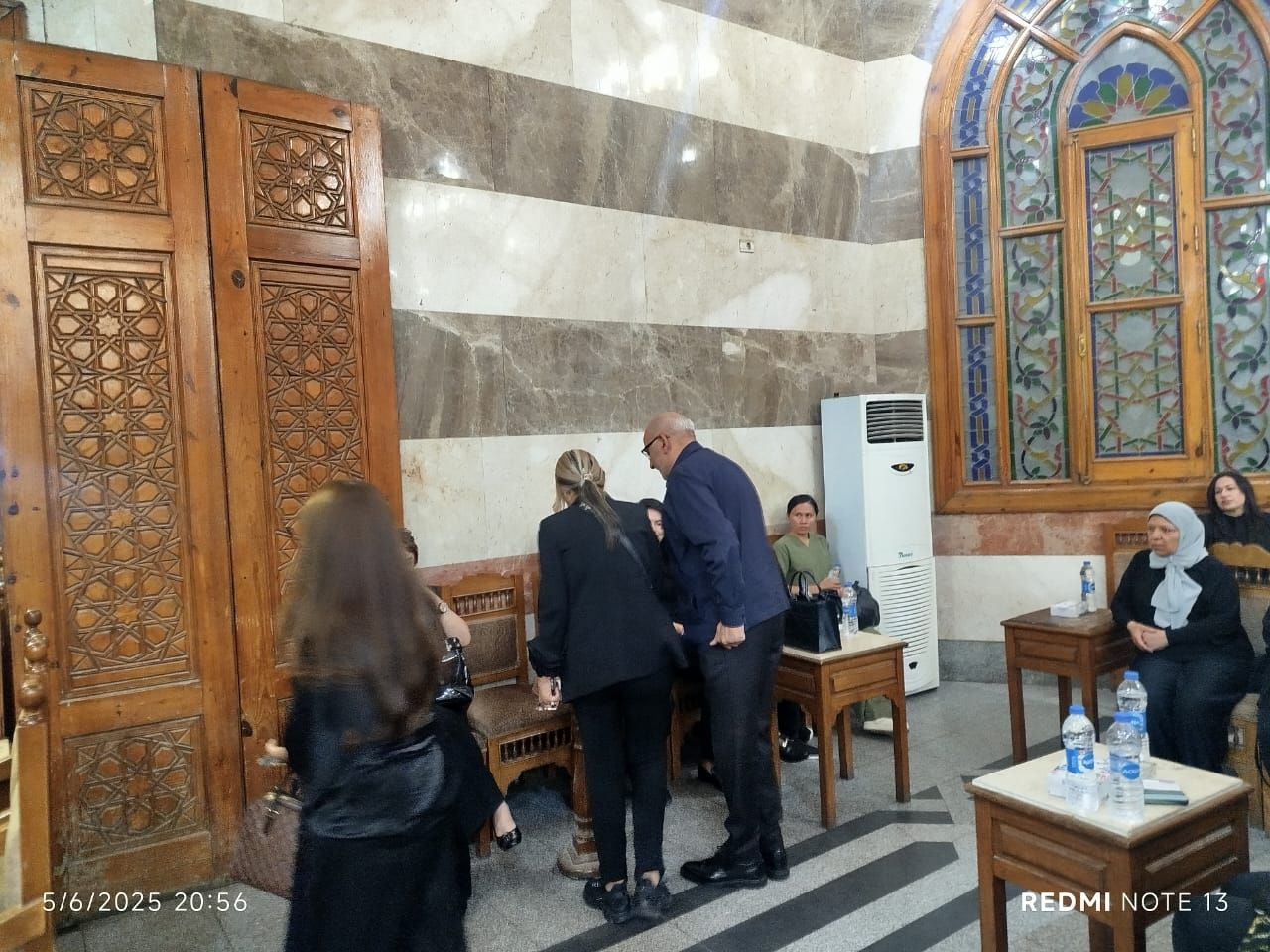 خالد النبوى وفيفى عبده وجمال سليمان وخالد جلال فى عزاء سميحة أيوب