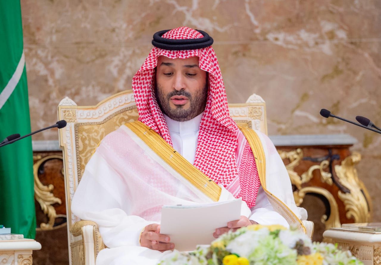 ولي العهد يستقبل المهنئين بعيد الأضحى في قصر منى