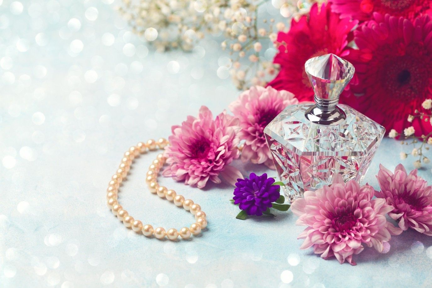 عطورٌ صيفية لعيد الأضحى: اختيارات راقية تعبّر عن أنوثتكِ وثقتك