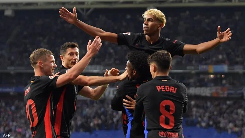 الامارات | نادٍ عربي يقدم عرضاً مغرياً إلى برشلونة لخوض مباراة ودية
