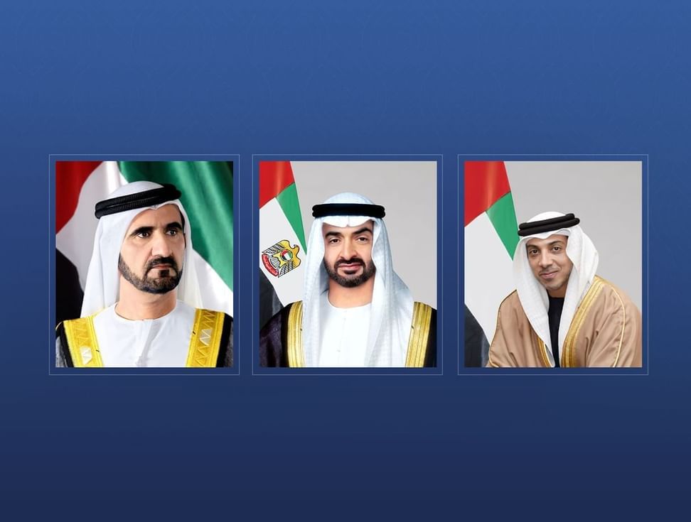 الامارات | رئيس الدولة ونائباه يهنئون خادم الحرمين الشريفين بنجاح موسم الحج