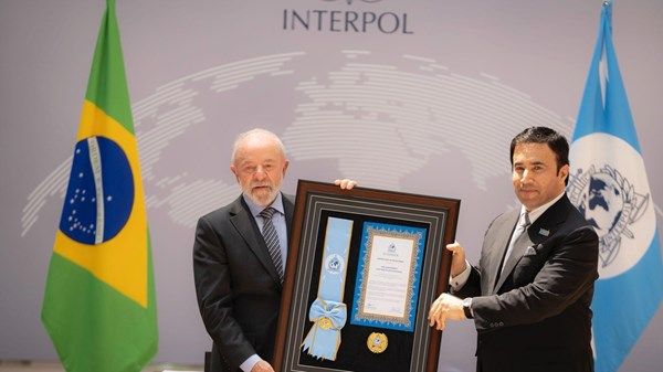رئيس البرازيل يشيد بالدور الحيوي الذي تضطلع به الإنتربول برئاسة أحمد ناصر الريسي