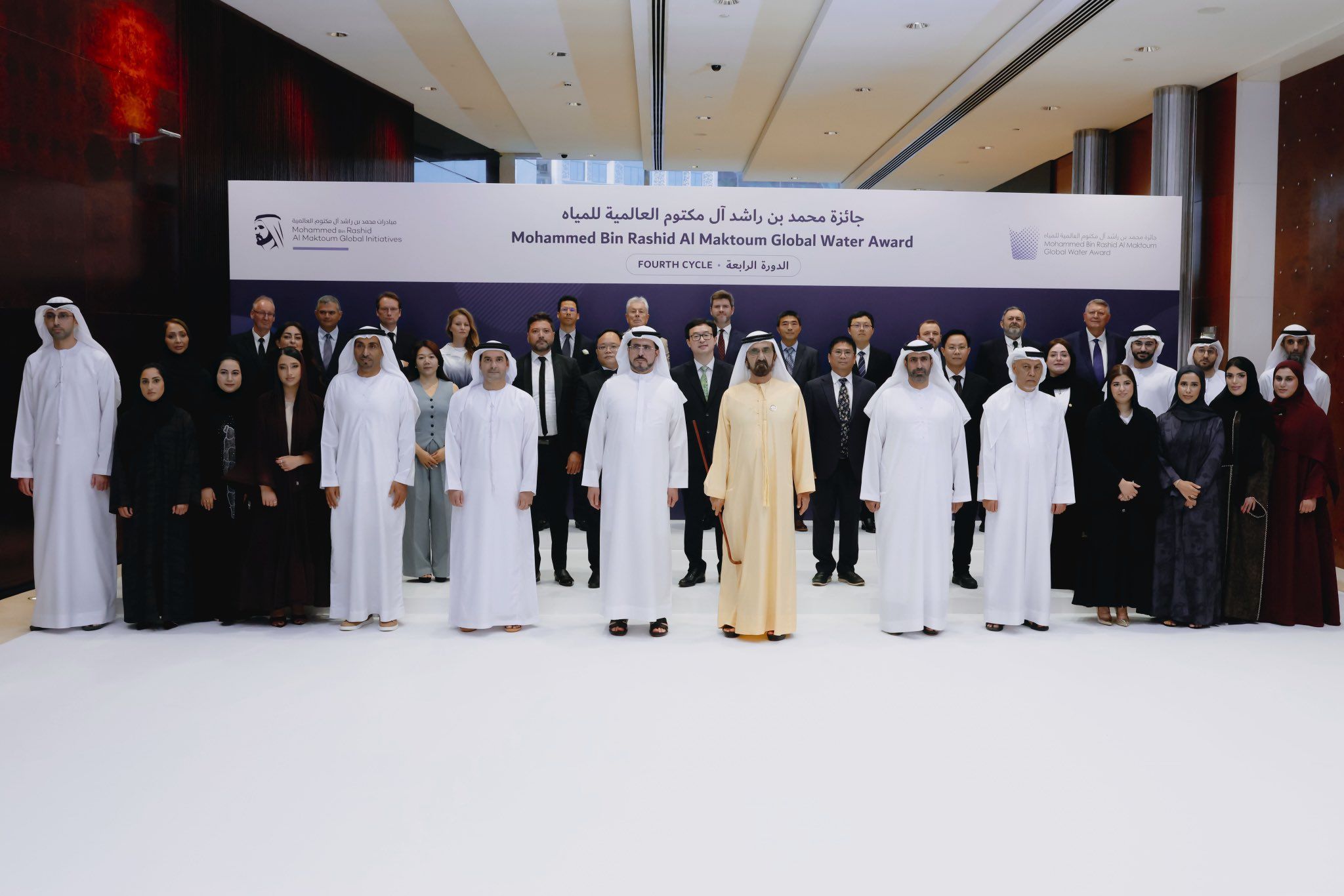 الامارات | محمد بن راشد: أفضل الصدقة سقيا الماء