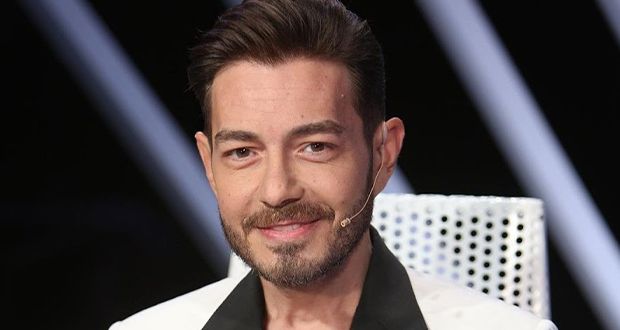 ابنة أحمد زاهر تطلب الدعاء بعد تدهور حالتها الصحية