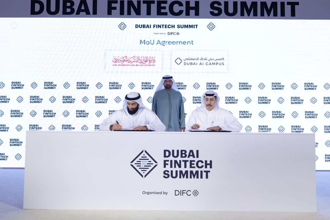 الامارات | دبي للموارد البشرية و”كامبس دبي” يتعاونان لتأهيل 10 آلاف شخص في الذكاء الاصطناعي بحلول 2030