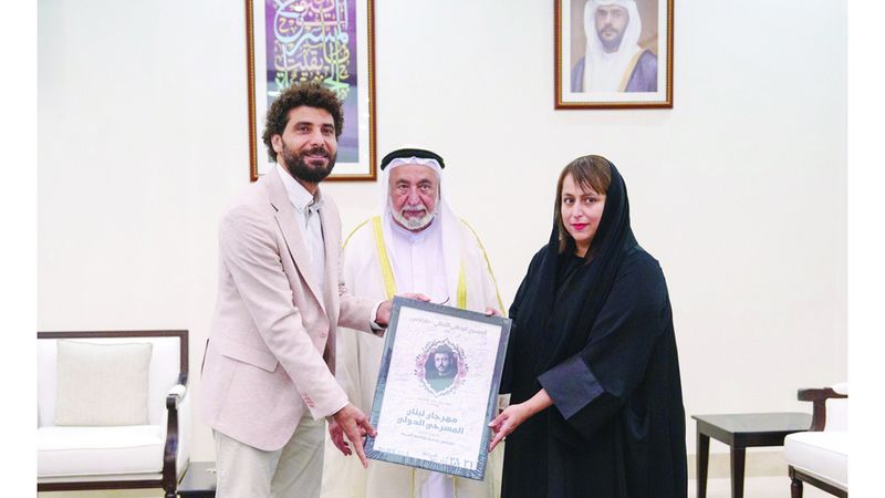 الامارات | سلطان القاسمي يترأس اجتماع «أمناء أكاديمية الشارقة للفنون الأدائية»